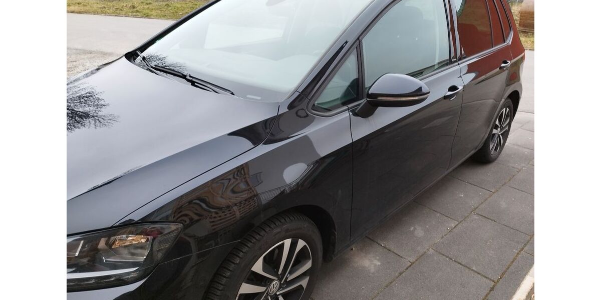 VW Golf Sportsvan 69.000 km 15.999 &euro; Essenbach 84051