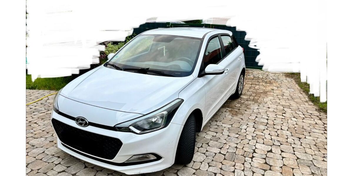 Hyundai i20 147.200 km 4.700 &euro; Petershagen 15370