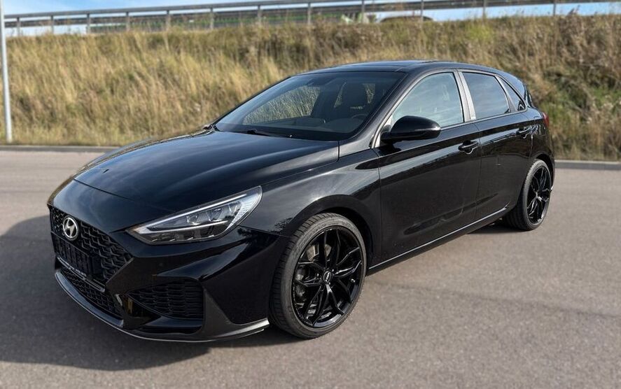 i30