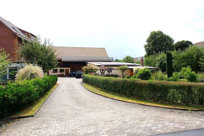 Haus zum Kaufen in Sontra 249.000 € 220 m²