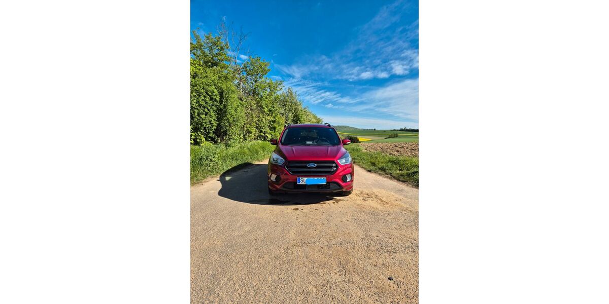 Ford Kuga 107.000 km 15.800 &euro; Schmelz 66839