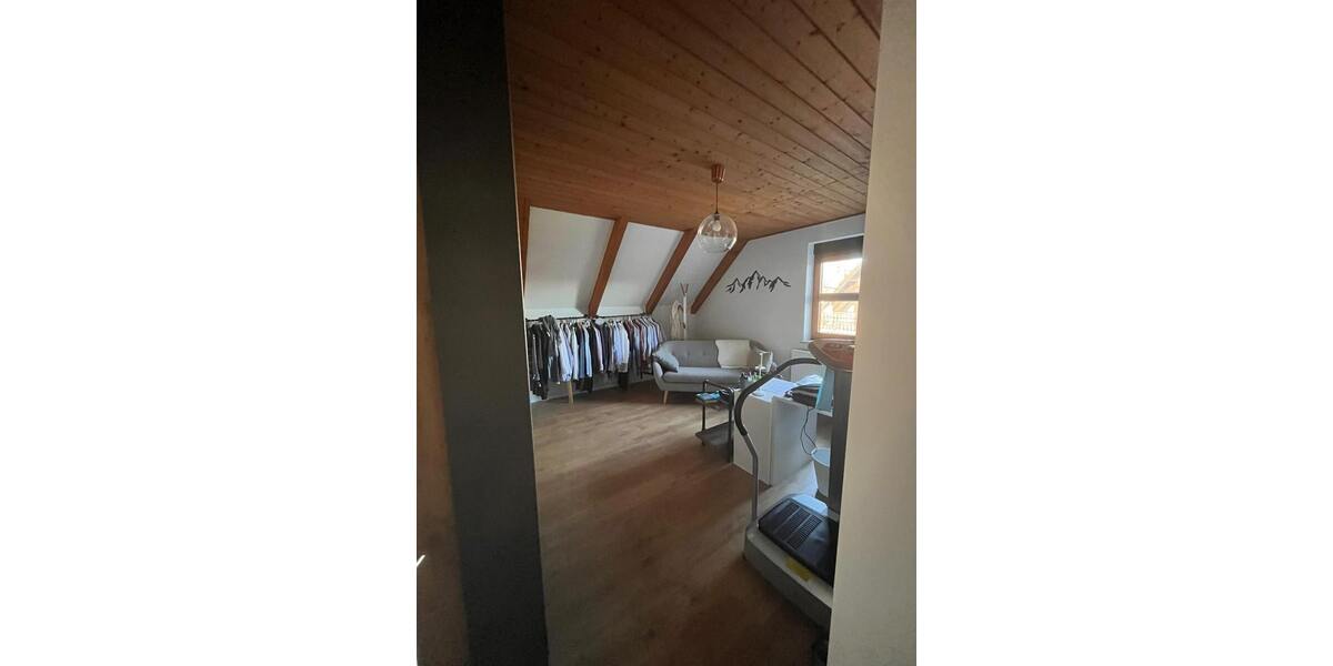 Lebensfreude pur – stilvolles Einfamilienhaus mit Einliegerwohnung und Sonnenterrasse - Zweifamilienhaus Penig | Angebot:23859646