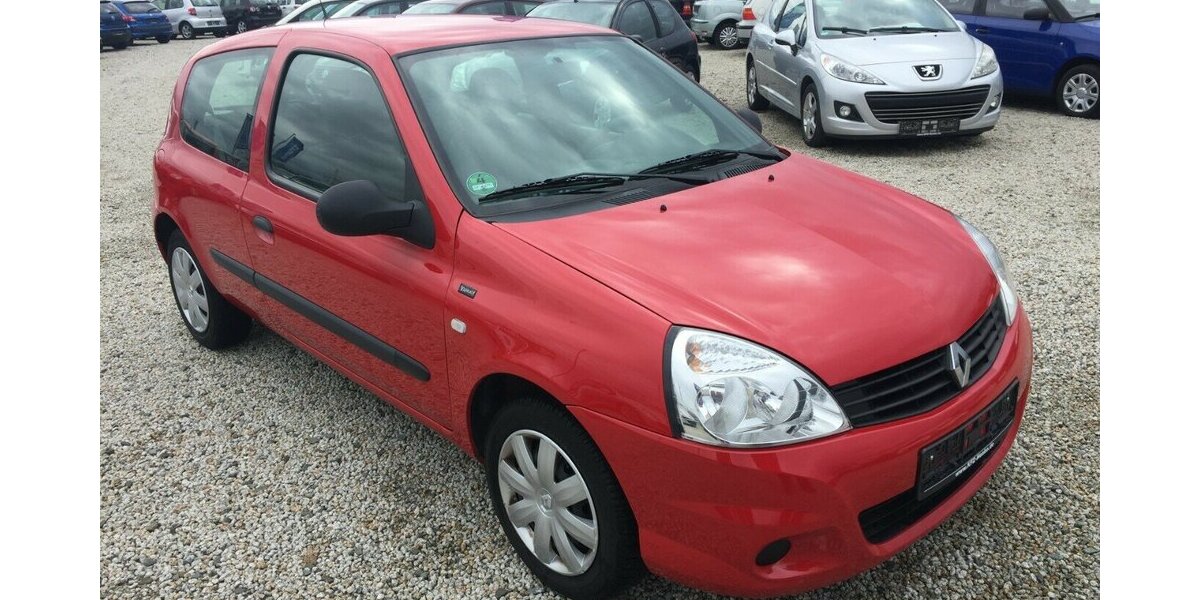 Renault Clio Campus YAHOO,8 Fach Bereift,Tüv Neu! 161.000 km 3.250 &euro; Himmelkron 95502