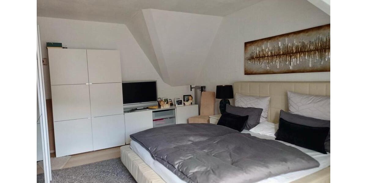 Einfamilienhaus Netphen - 2 Zimmer, 121 m&sup2;, 990&euro; | Angebot:26267434