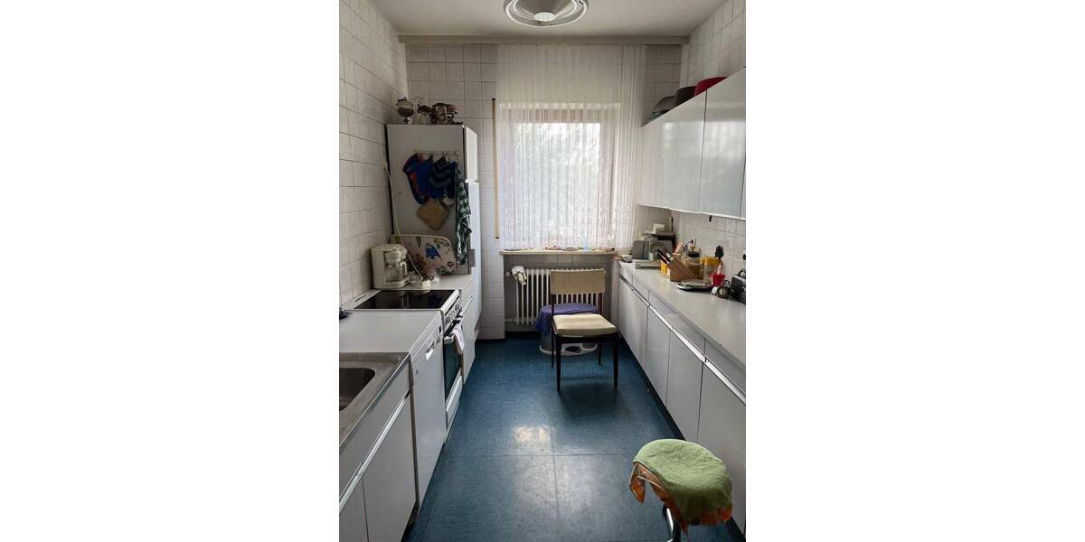 Wohnhaus mit Praxisräumen und Einliegerwohnung 9 zimmer