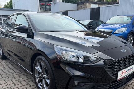 Ford Focus 94.000 km 14.990 &euro; Worms 67547