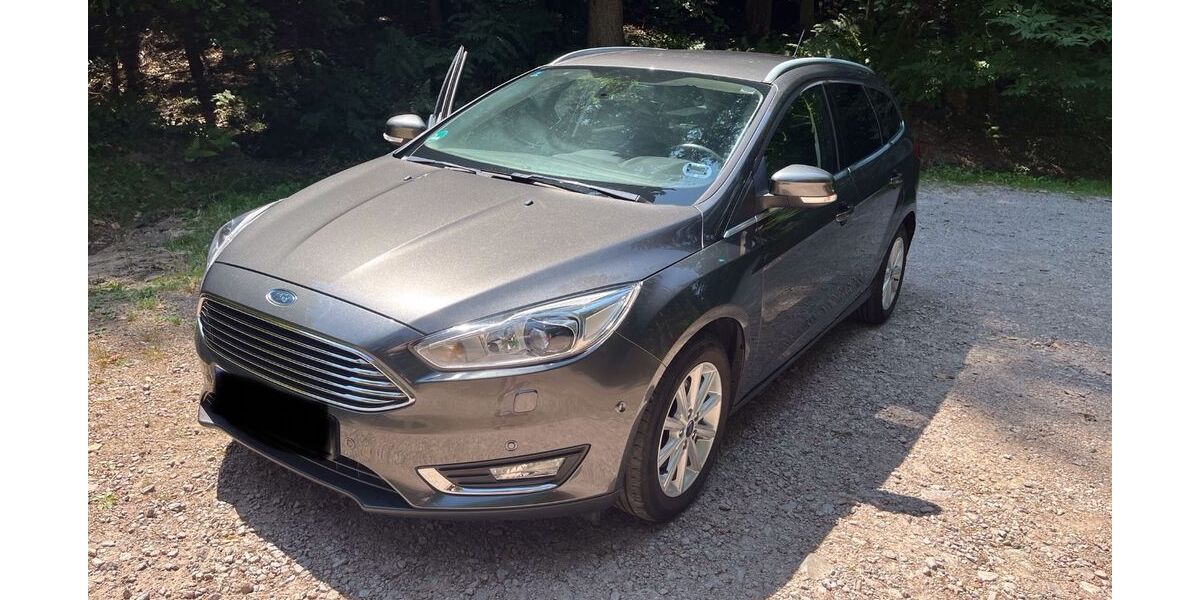 Ford Focus 42.378 km 14.990 &euro; Oberkirch 77704