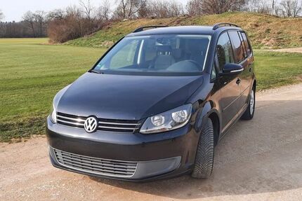 VW Touran 285.000 km 5.490 &euro; Weichering 86706