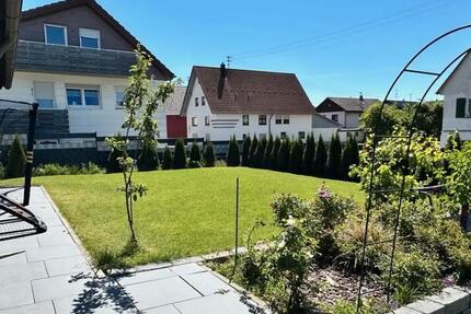 Haus Oberndorf am Neckar - 5 Zimmer, 200 m&sup2;, 2.000&euro; | Angebot:25420854