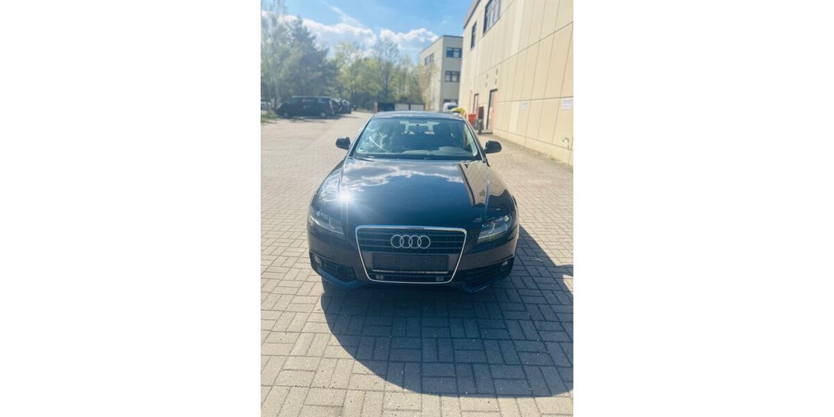 Audi A4 114.000 km 5.499 &euro; Berlin 12349
