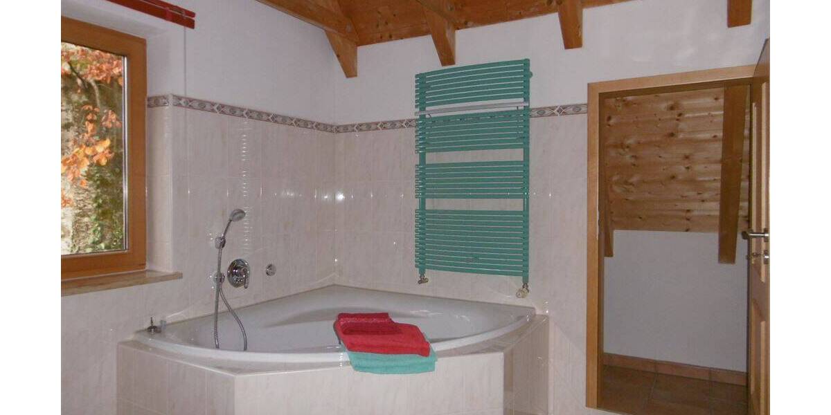 Einfamilienhaus Geretsried - 7 Zimmer, 174 m&sup2;, 1.090.000&euro; | Angebot:25690124