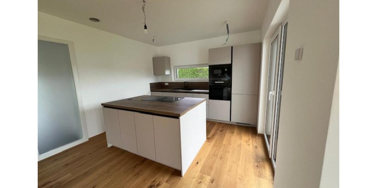 Einfamilienhaus Haselbachtal - 5 Zimmer, 135 m&sup2;, 2.100&euro; | Angebot:23698201