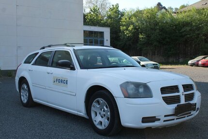 Dodge Magnum SE V6 2.9 Wenig KM US Titel