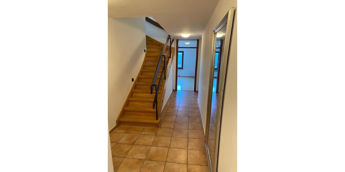 Villa Tübingen Derendingen - 5 Zimmer, 210 m&sup2;, 890.000&euro; | Angebot:25962285