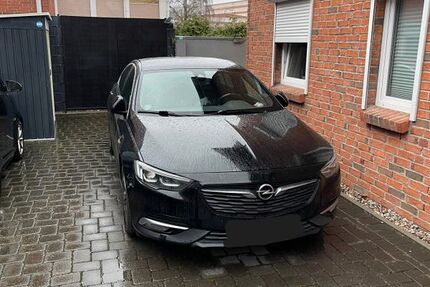 Opel Insignia 248.000 km 9.000 &euro; Bad Segeberg 23795