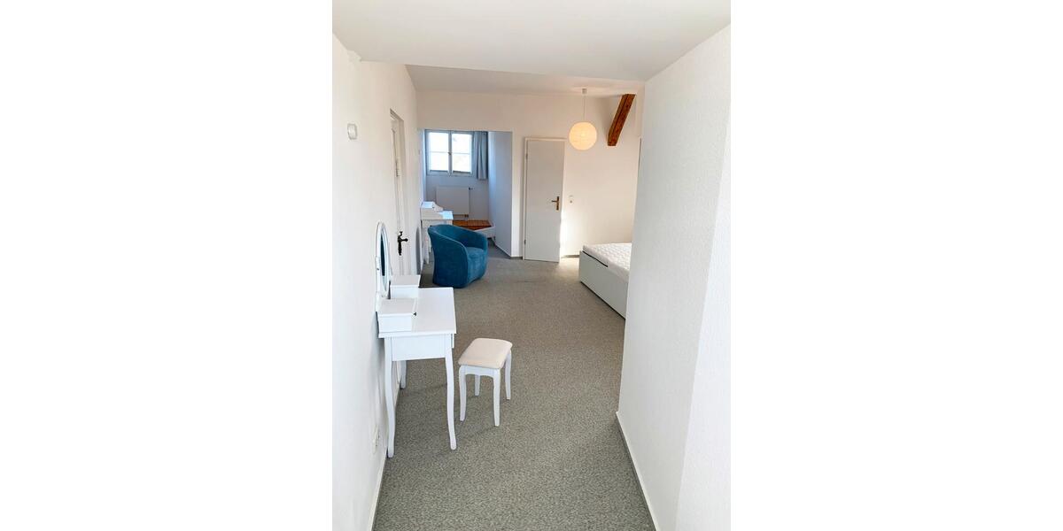 Dachgeschoßwohnung Halle (Saale) - 3 Zimmer, 75 m&sup2;, 1.190&euro; | Angebot:26008357