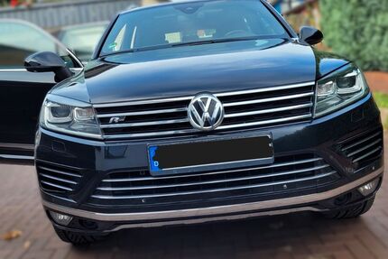 VW Touareg 253.464 km 17.000 € Kattenvenne 49536