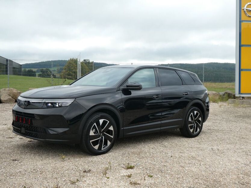 Opel Grandland (X) 11.900 km 32.990 € Oberviechtach 92526
