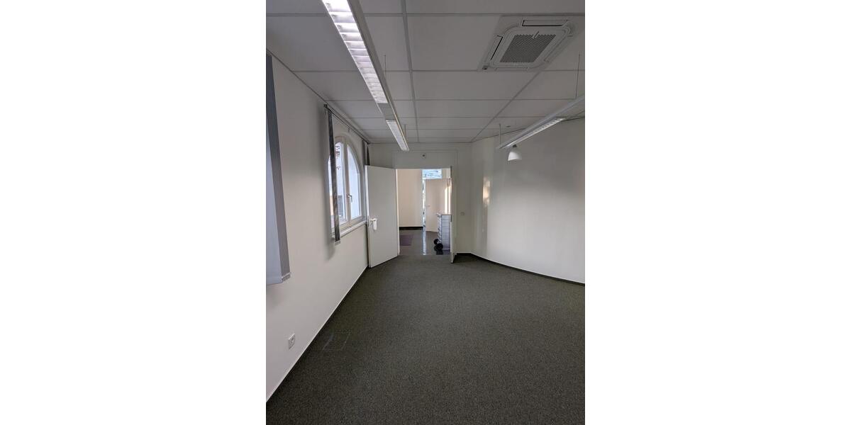 Helles Büro zu vermieten zimmer