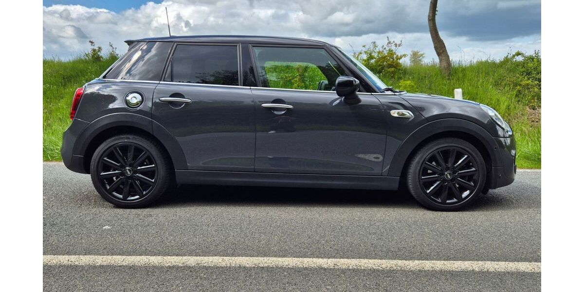 Mini Cooper S 76.570 km 18.300 &euro; Schönberg 22929