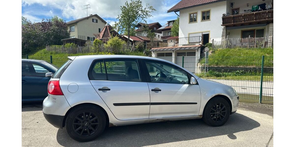 VW Golf 228.000 km 1.500 &euro; Isny 88316