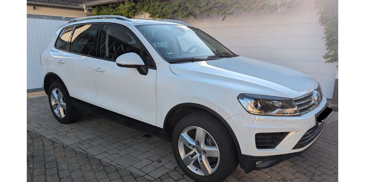VW Touareg 104.189 km 25.900 &euro; Oberhausen-Rheinhausen 68794