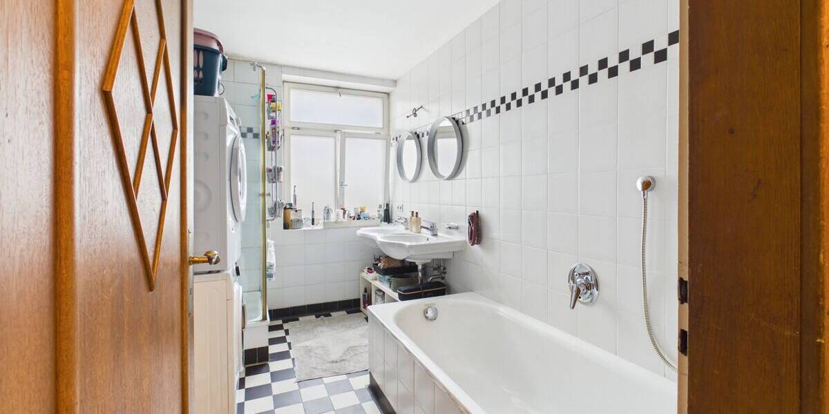 Mehrfamilienhaus, Wohnhaus Spaichingen - 1 Zimmer, 413 m&sup2;, 595.000&euro; | Angebot:26258448