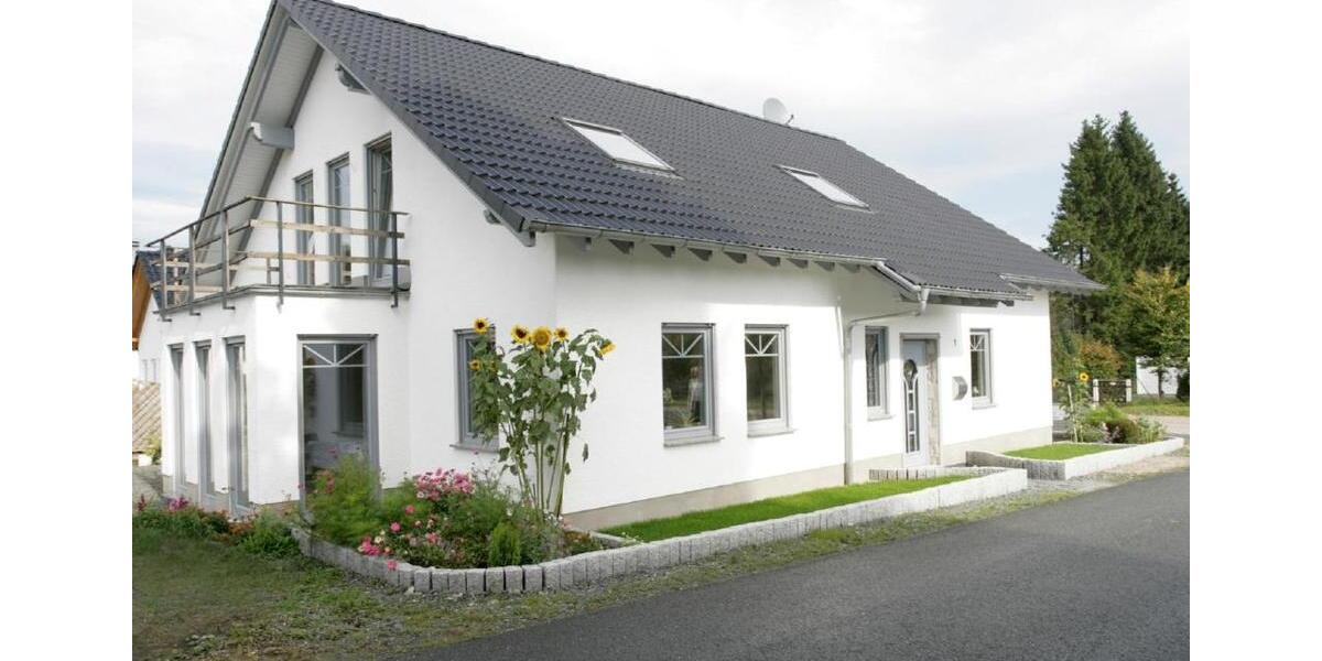 Mehrfamilienhaus, Wohnhaus Winterberg - 9 Zimmer, 200 m&sup2;, 550.000&euro; | Angebot:26960043