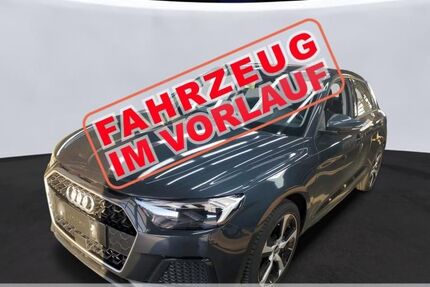Audi A1 101.564 km 14.899 &euro; Dresden 01157