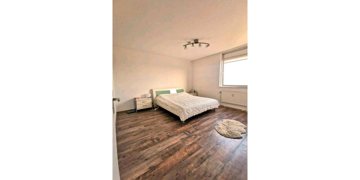 Etagenwohnung Bönen - 3 Zimmer, 77 m&sup2;, 110.000&euro; | Angebot:17821047