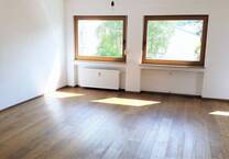 Schöne renovierte Wohnung in guter Lage