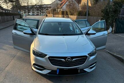 Opel Insignia 89.000 km 12.600 &euro; Freilassing 83395