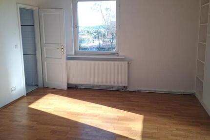 Wohnung Villingen-Schwenningen Schwenningen - 4 Zimmer, 104 m&sup2;, 700&euro; | Angebot:25427417