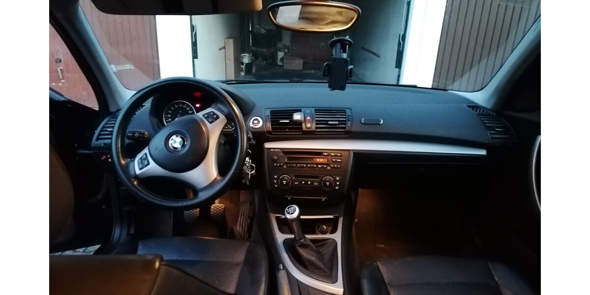 BMW 118i 211.000 km 4.500 € Gunzenhausen 91710