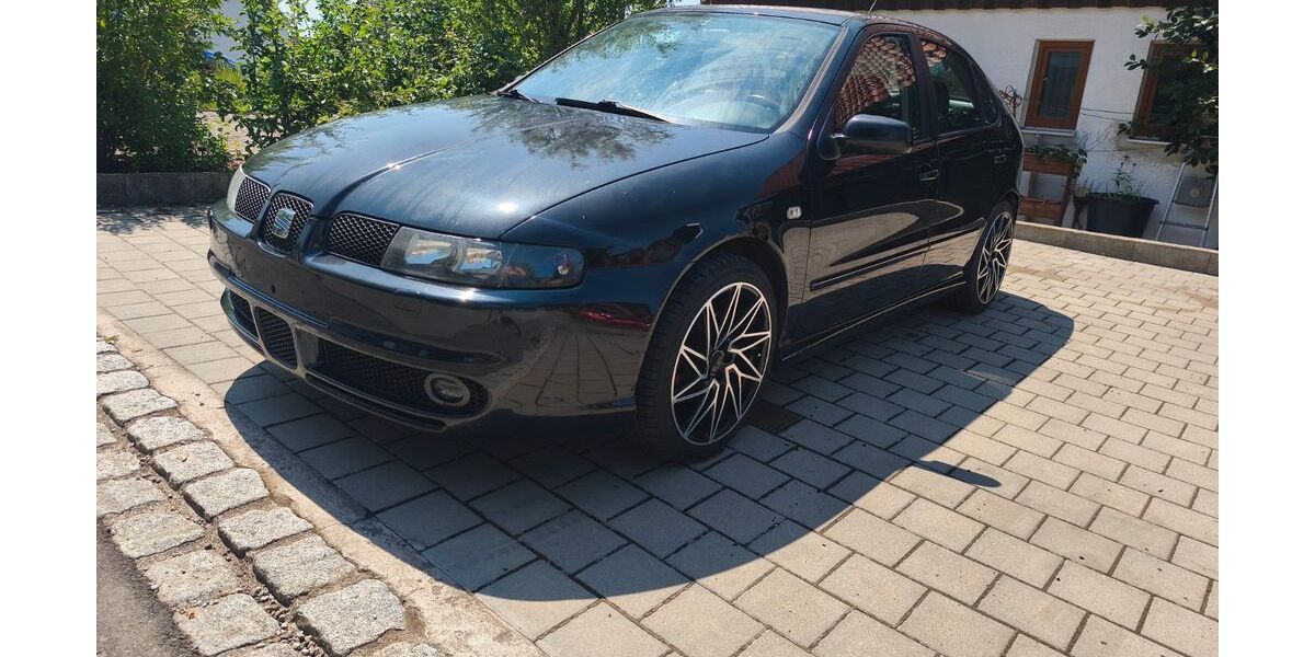 Seat Leon 323.000 km 2.000 &euro; Lauben 87761