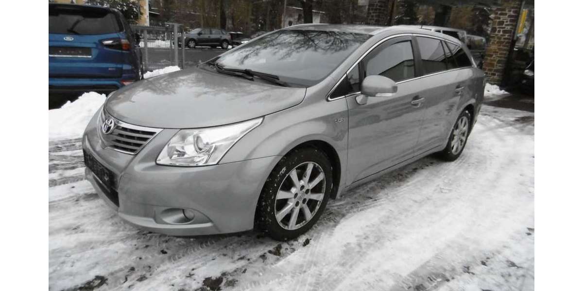 Toyota Avensis 178.700 km 5.690 &euro; Döbeln 04720