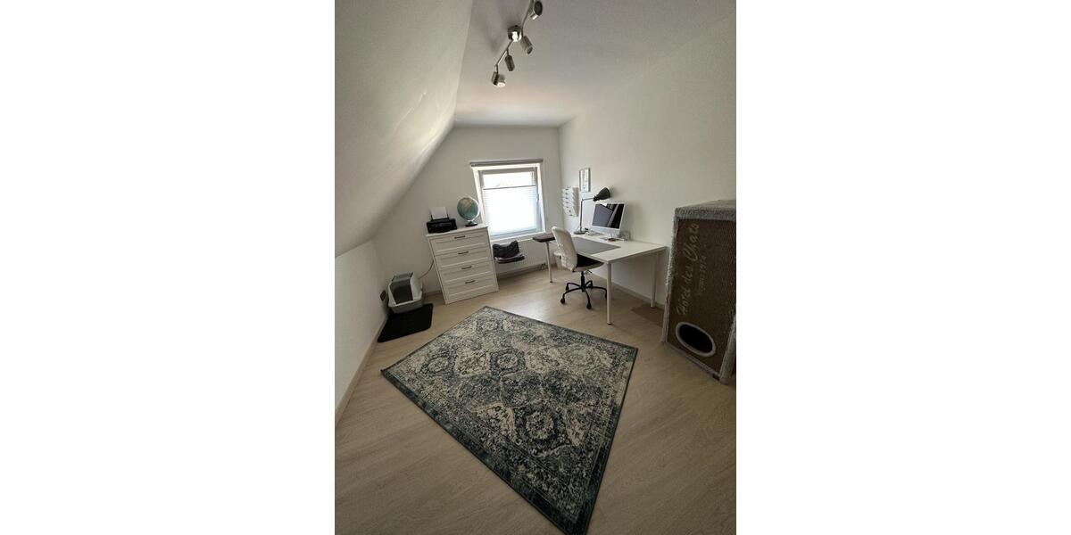 Dachgeschoßwohnung Westerkappeln - 5 Zimmer, 90 m&sup2;, 895&euro; | Angebot:24867662