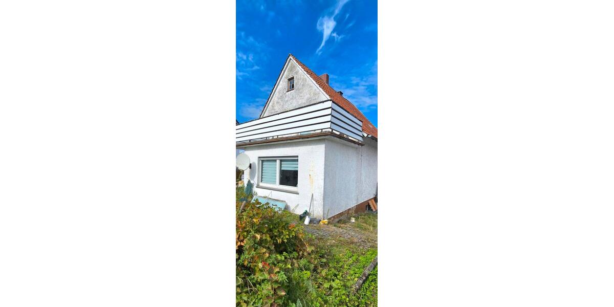 Einfamilienhaus Hüllhorst - 7 Zimmer, 170 m&sup2;, 205.000&euro; | Angebot:27457350