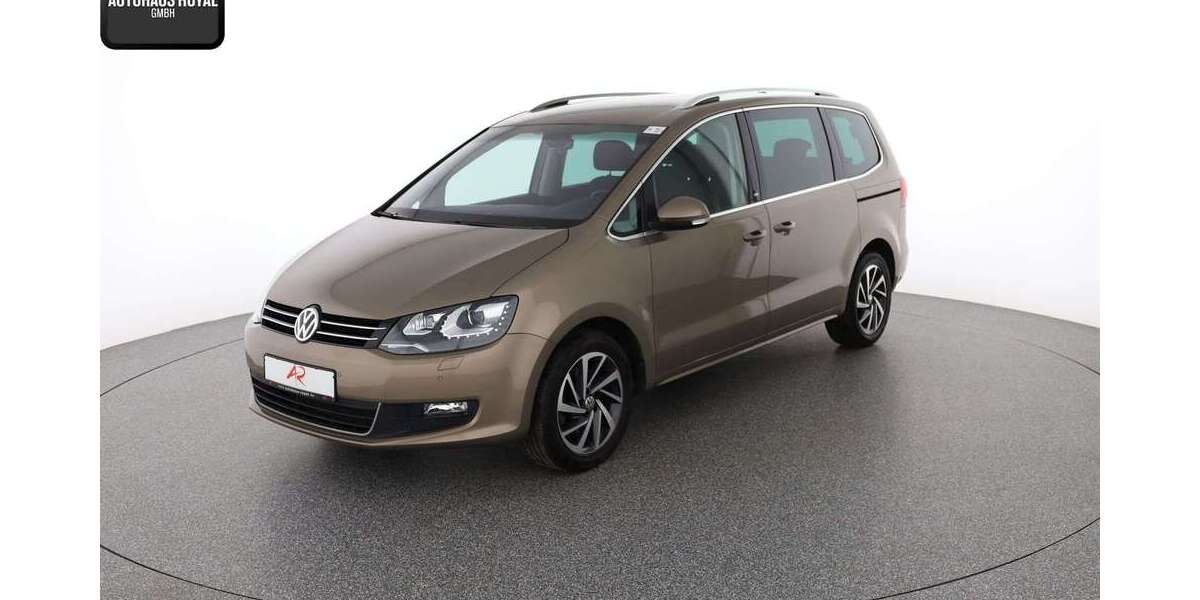 VW Sharan 99.621 km 23.880 &euro; Berlin 12103