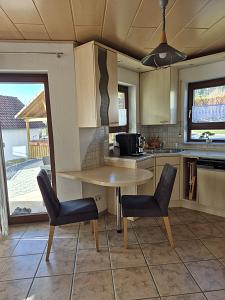 IDYLLISCHES FAMILIENPARADIES IN RUHIGER LAGE - Einfamilienhaus Wurmlingen | Angebot:27257977