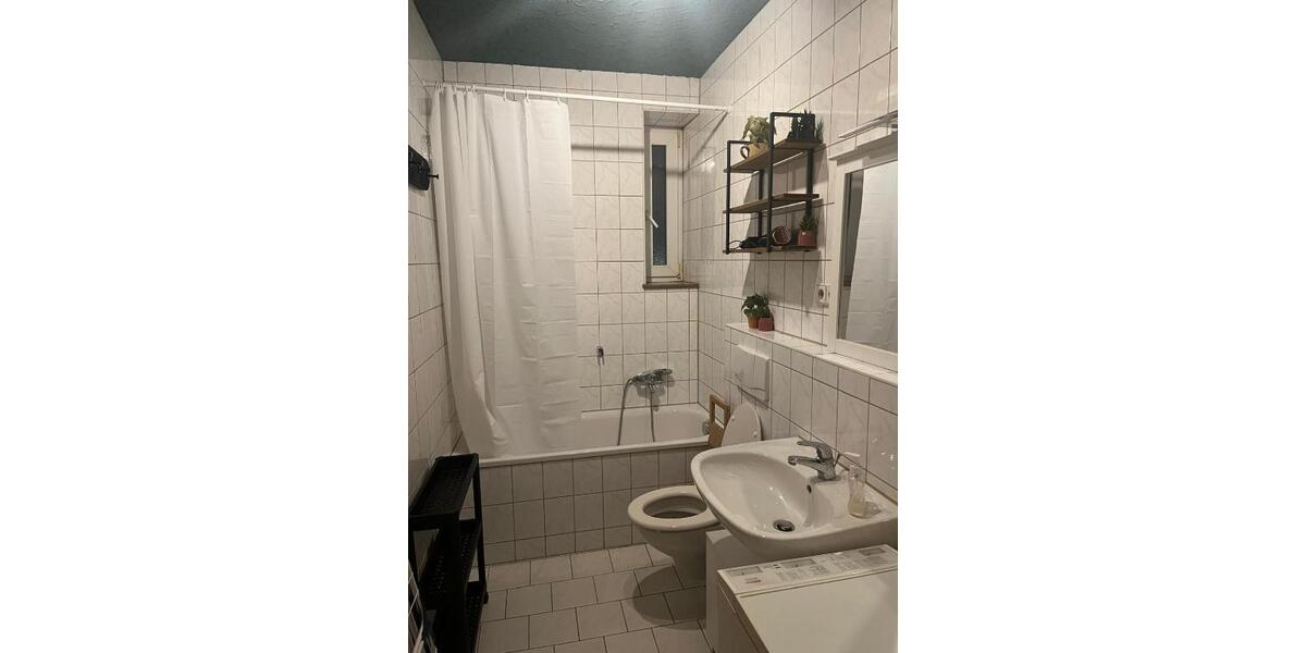 Etagenwohnung Zwickau - 2 Zimmer, 49 m&sup2;, 36.000&euro; | Angebot:26770734