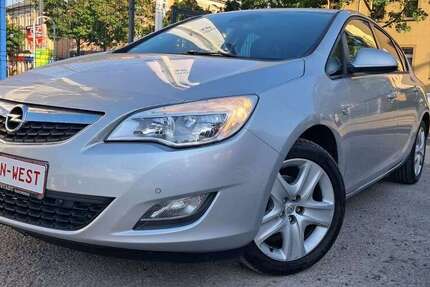 Opel Astra 124.000 km 4.499 &euro; Dresden 01159