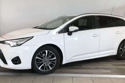 Toyota Avensis 195.000 km 10.500 &euro; Hattingen 45527