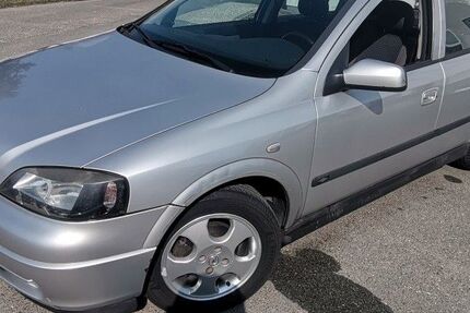 Opel Astra 78.300 km 2.999 &euro; Fürth 90762