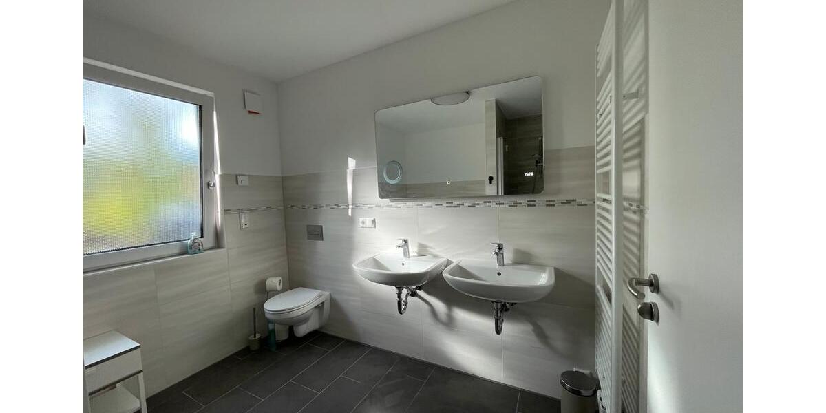 Erdgeschoßwohnung Am Mellensee - 4 Zimmer, 110 m&sup2;, 1.890&euro; | Angebot:27634344