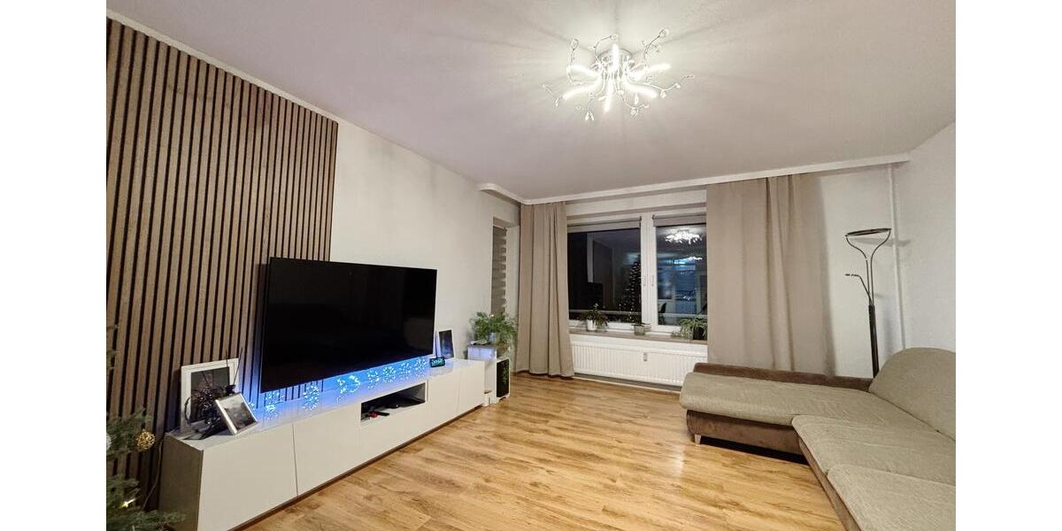 Erdgeschoßwohnung Glinde - 3 Zimmer, 77 m&sup2;, 810&euro; | Angebot:24920819
