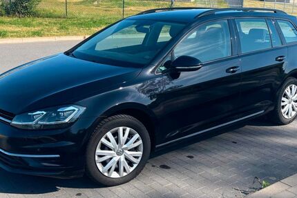 VW Golf 150.000 km 14.400 &euro; Waren 17192