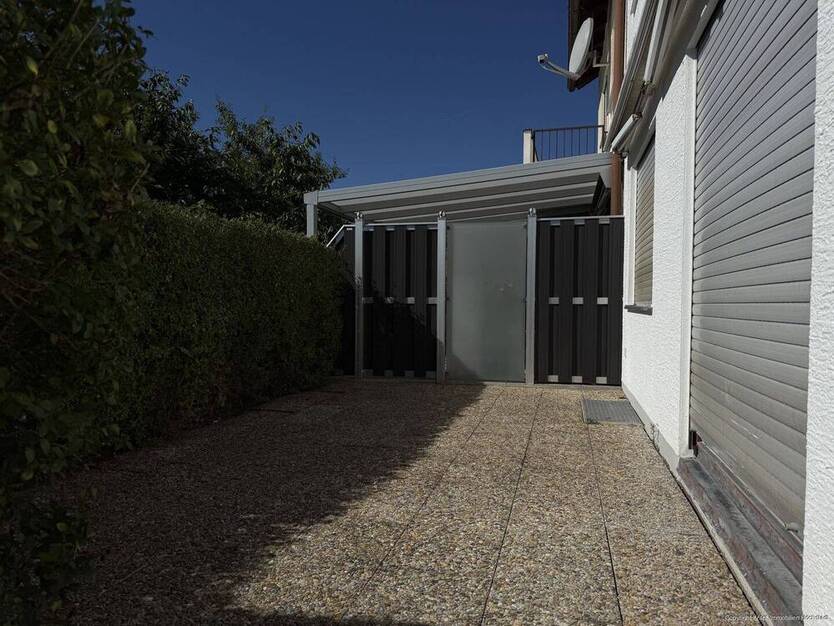 Doppelhaushälfte für eine junge Familie, ruhig gelegen nähe Aischpark Center 4 zimmer