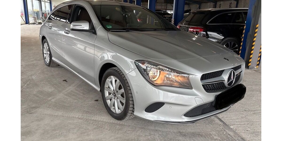Mercedes-Benz CLA 180 89.254 km 17.600 &euro; Frankfurt am Main, Sachsenhausen 60599