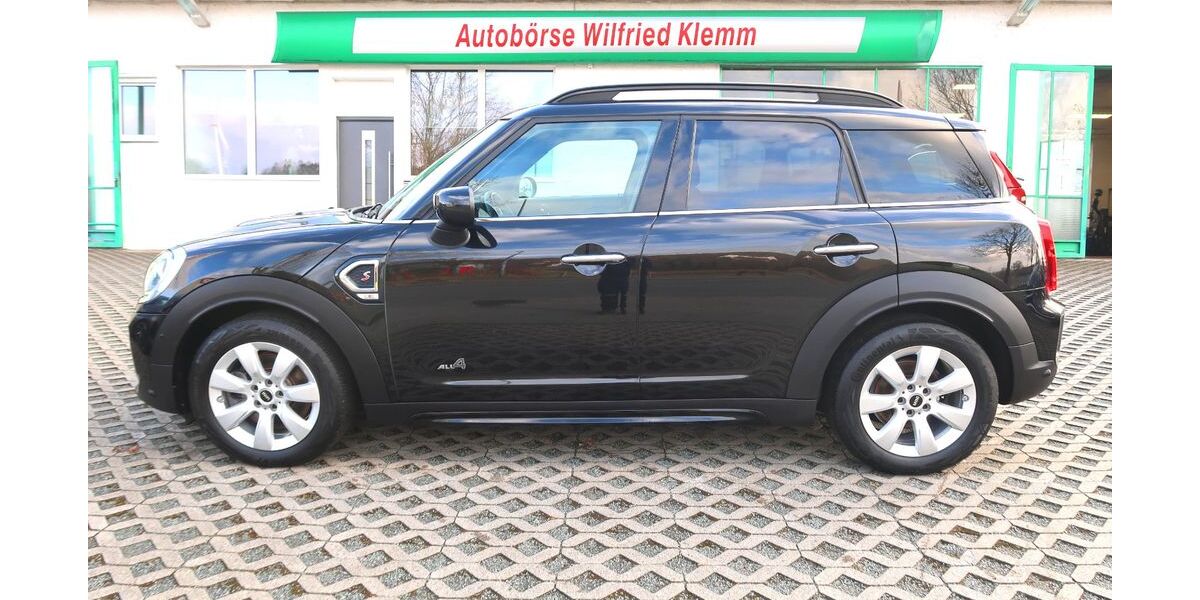 Mini Countryman S (Cooper) 71.000 km 23.850 &euro; Lichtenau 33165